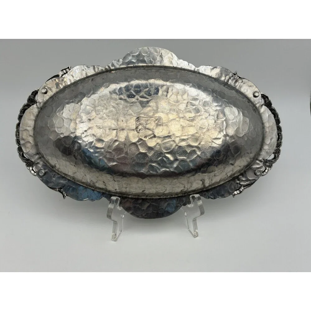 Vintage Rodney Kent Hand Wrought Hammered Aluminum TULIP Oval Tray w Handles 14